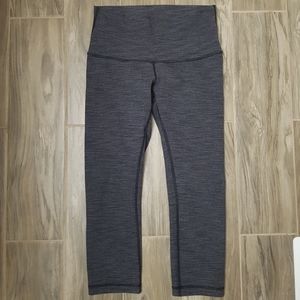 Lululemon Wunder Under crop Size 6 *Hi rise*